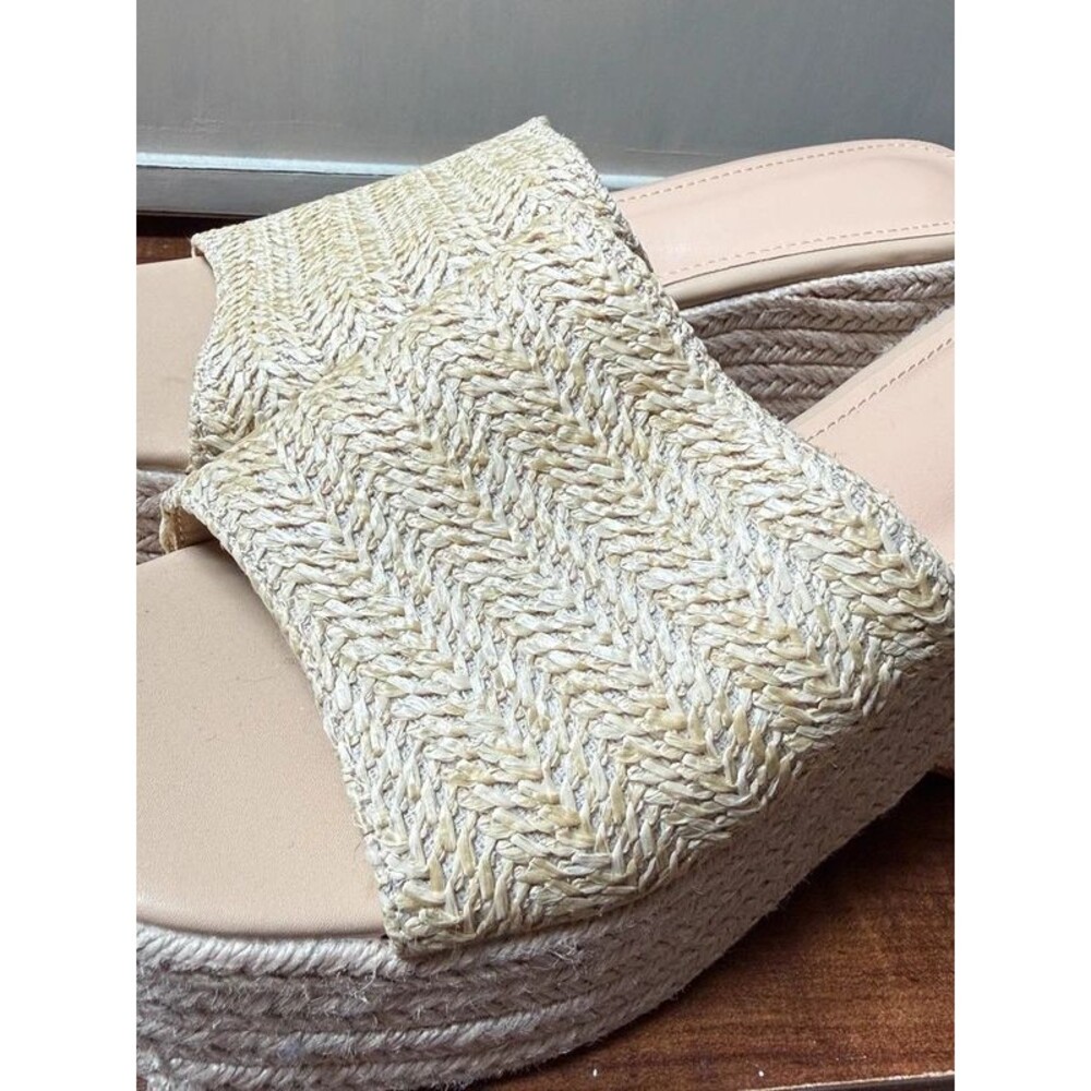 Womens Wedge Sandals 7.5 EUC Braided Straw Platform Slide Mules Beige - Picture 4 of 5